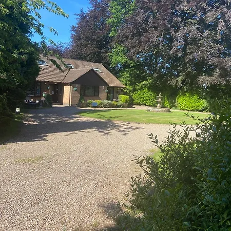 Barncroft Luxury Bed & Breakfast - Top Rated Near Birmingham Nec & Airport-3